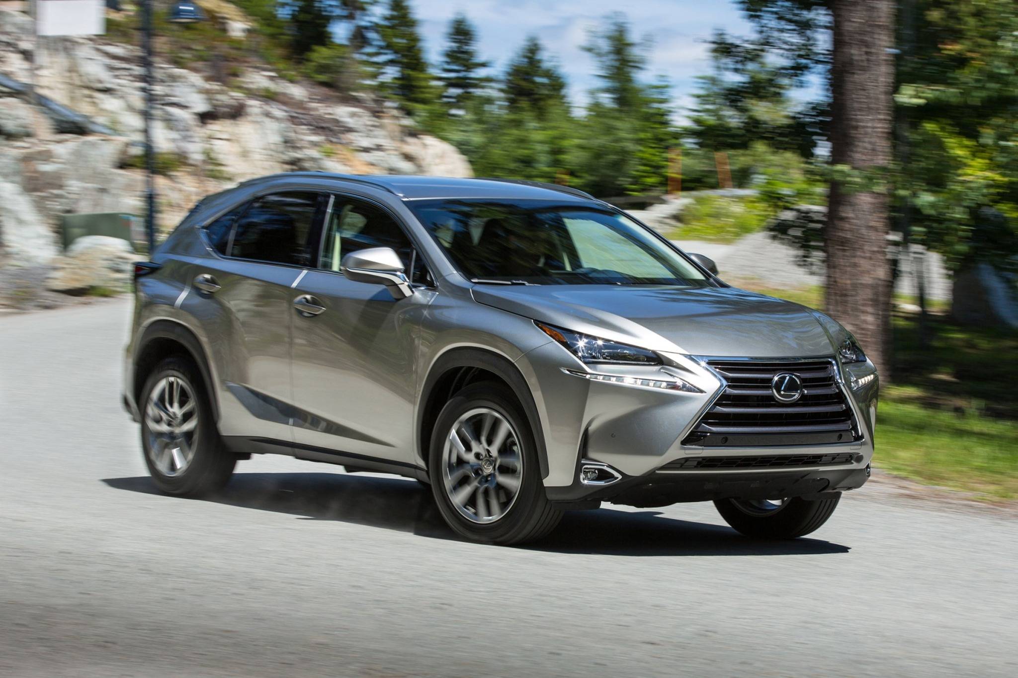 Lexus nx 200 гибрид